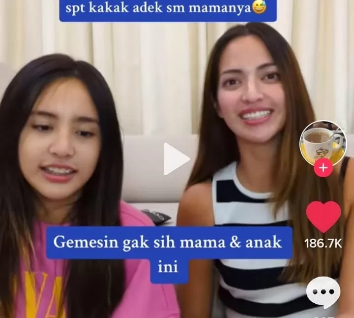 Kompilasi Keceriaan: Potret Nia Ramadhani dan Anaknya Mikhayla Bakrie Menghibur di  Media Sosial Tiktok