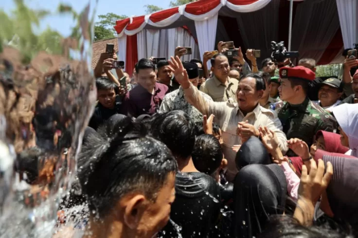 Koalisi Sipil Desak Jokowi Pecat Prabowo karena Menyalahgunakan Jabatan untuk Kampanye Pilpres