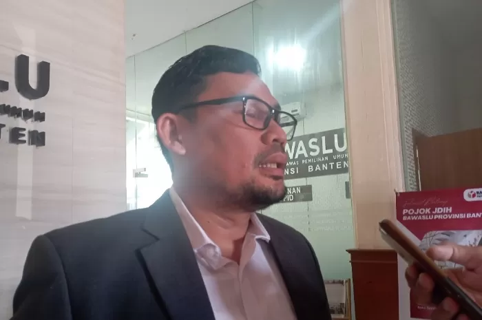 Bawaslu Banten Temukan Ribuan Pelanggaran Alat Peraga Kampanye, Segini Total Rinciannya