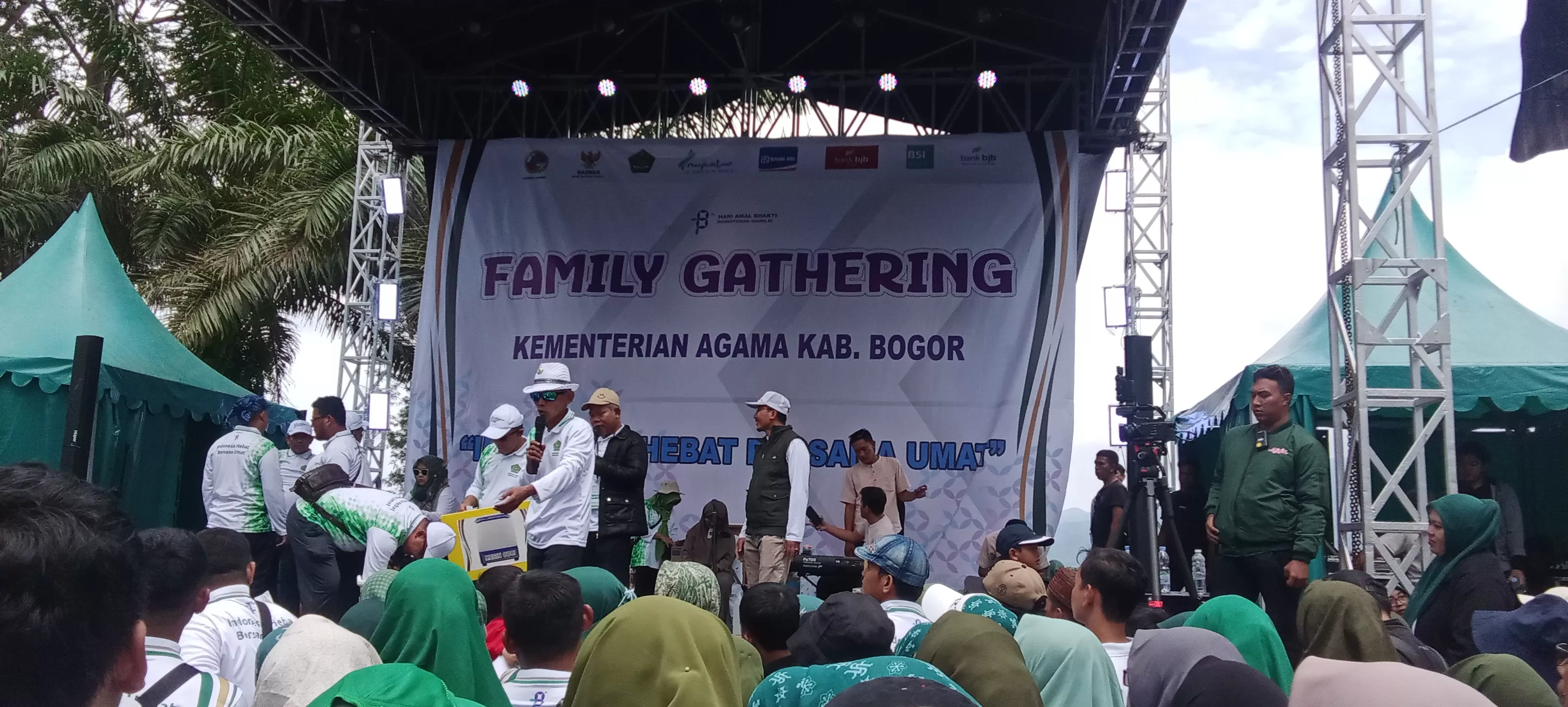 12.315 Orang Menghadiri Acara Family Gatehering Keluarga Besar Kementerian Agama Tingkat Kabupaten Bogor di Area Agro Wisata Gunung Mas Puncak
