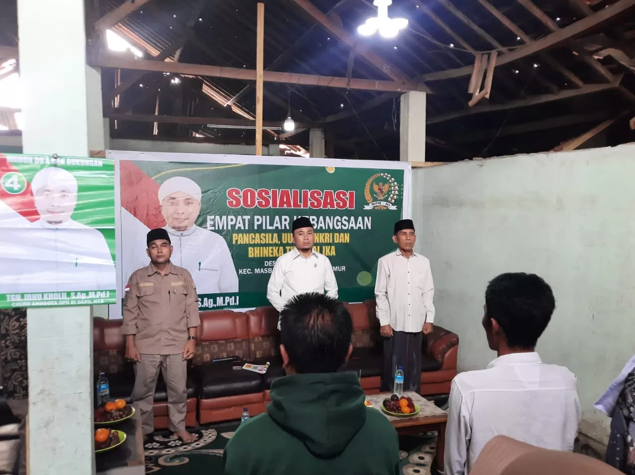 Anggota DPD NTB TGH Ibnu Halil Sosialisasi Empat Pilar MPR RI di Desa Paok Motong Masbagik Lombok Timur