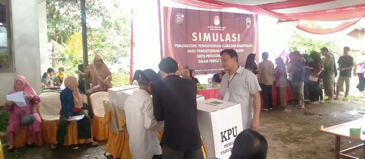 Simulasi Pemilu di Gelar di Desa Tanjung Lay, Kabag Ops: Ini Bentuk Kesiapan KPU dan Polres Melawi