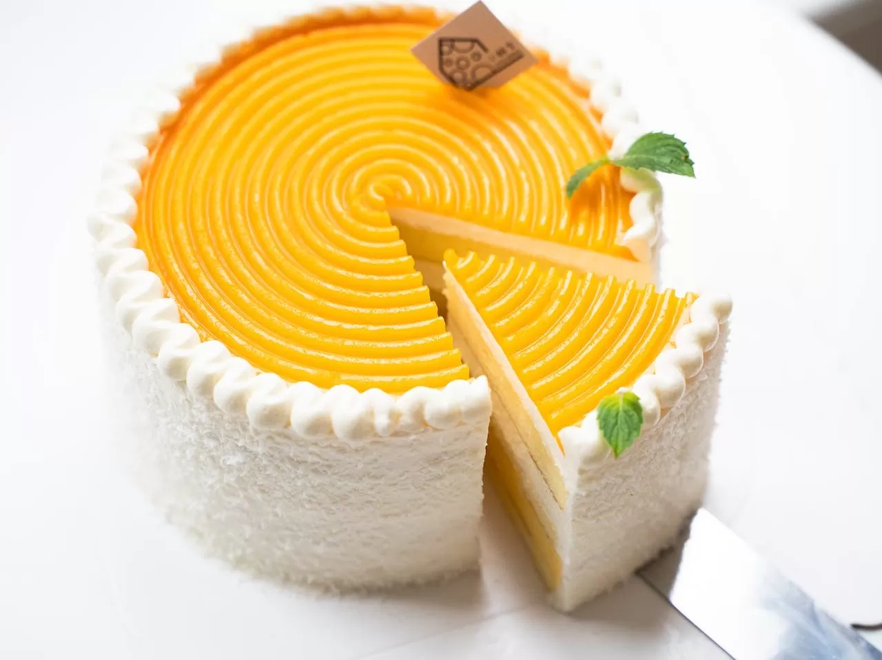 Manisnya kelezatan dessert yang cantik, ini resep Mango Cake yang yang wajib kamu coba!