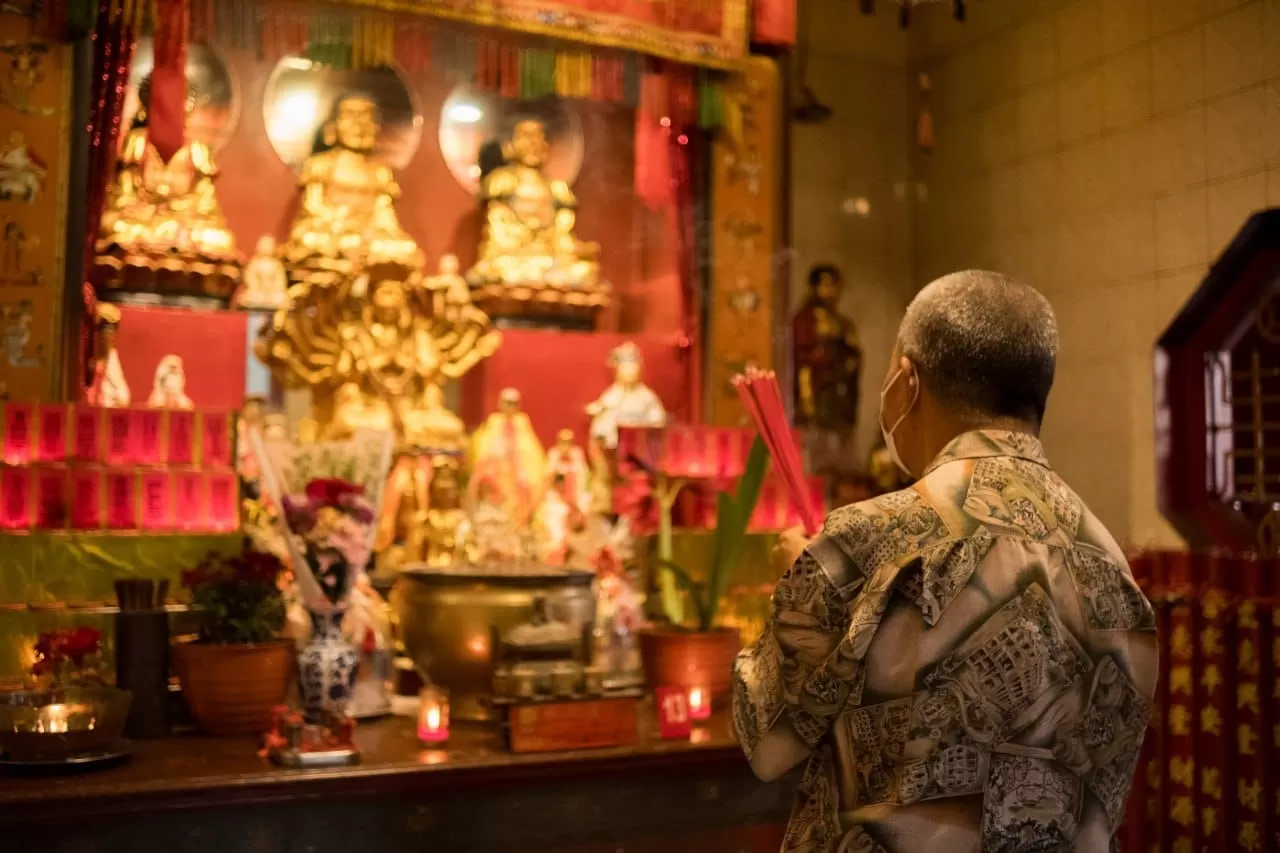 Mengintip Persiapan Imlek di Vihara Dharma Ramsi Kota Bandung