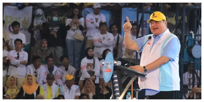 Dampingi Prabowo Sapa Warga Sulsel, Airlangga: Hanya Prabowo yang Lanjutkan Program Jokowi
