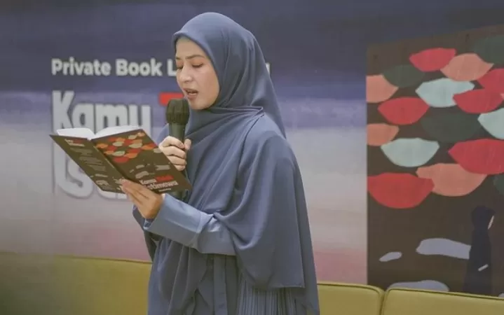 Buku Puisi 'Kamu Tidak Istimewa' Milik Natasha Rizky Curi Perhatian Banyak Orang
